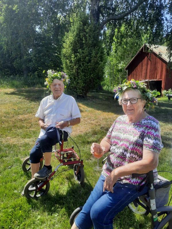 En tidlös kärlekshistoria: Hyllning till en 90-årig fars liv och hans eviga kärlek